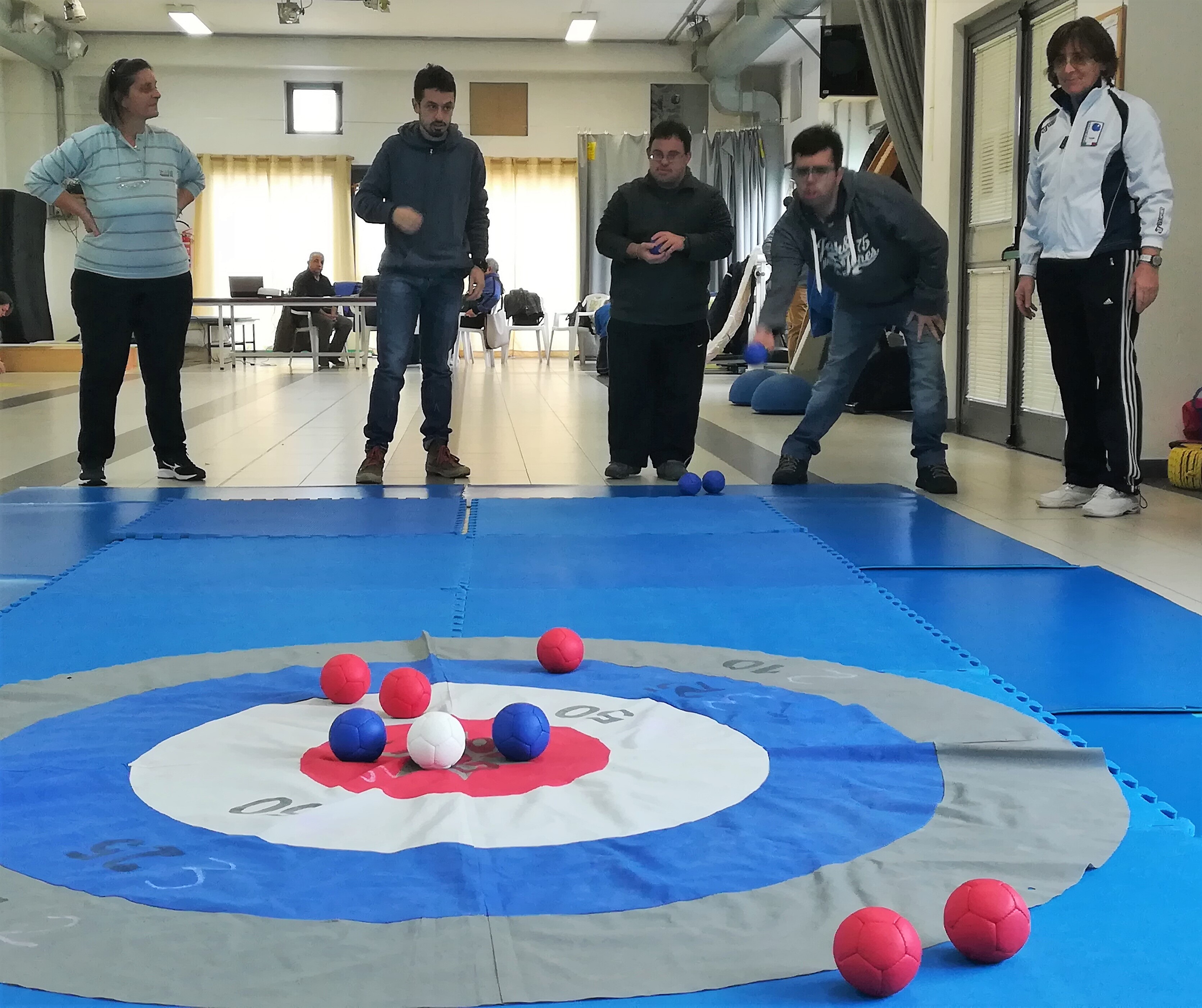 Boccia paralimpica: a Poggibonsi sport e divertimento per persone con disabilità